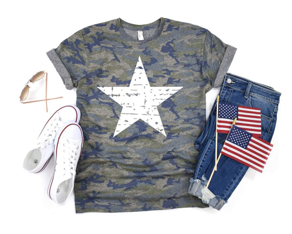 #643... Distressed White Star. Ships 4/8